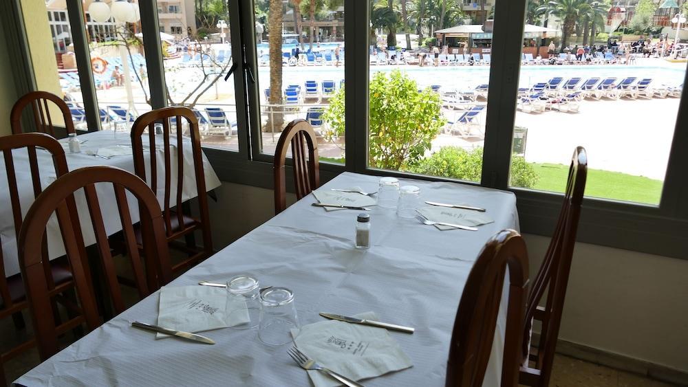 Hotel Jaime I Салоу Екстериор снимка
