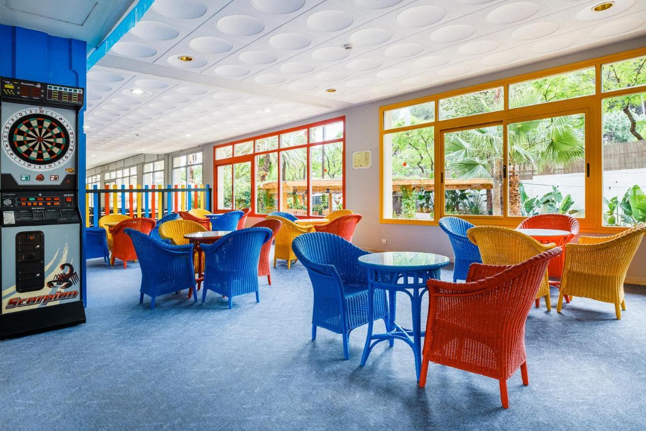 Hotel Jaime I Салоу Екстериор снимка